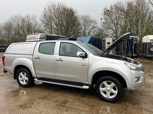 Isuzu dmax yukon 2014 4x4 - yukon,